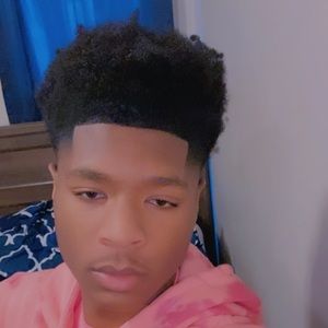 Meet your Posher, Deontae